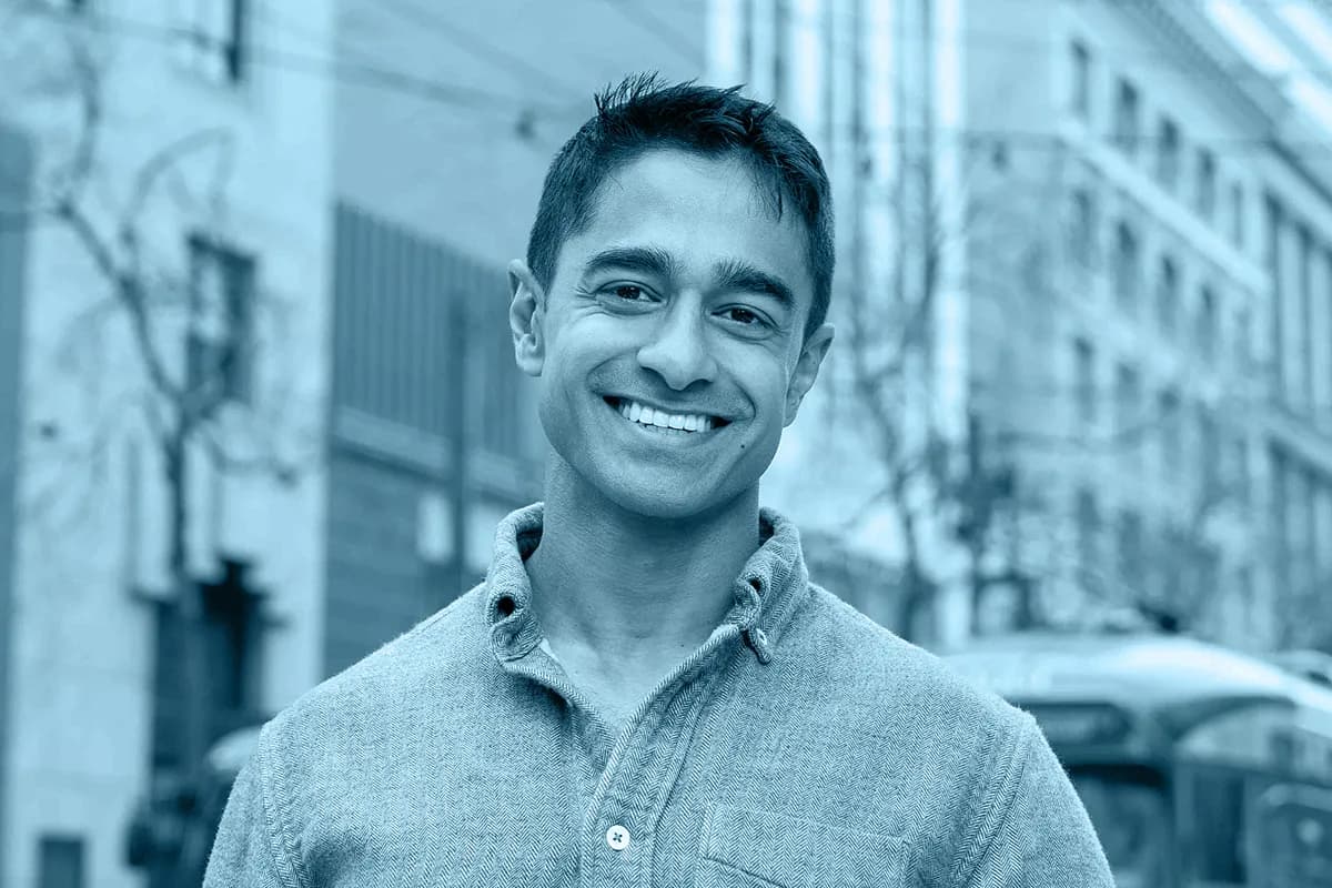 Saikat Chakrabarti kicks off bid to unseat Nancy Pelosi